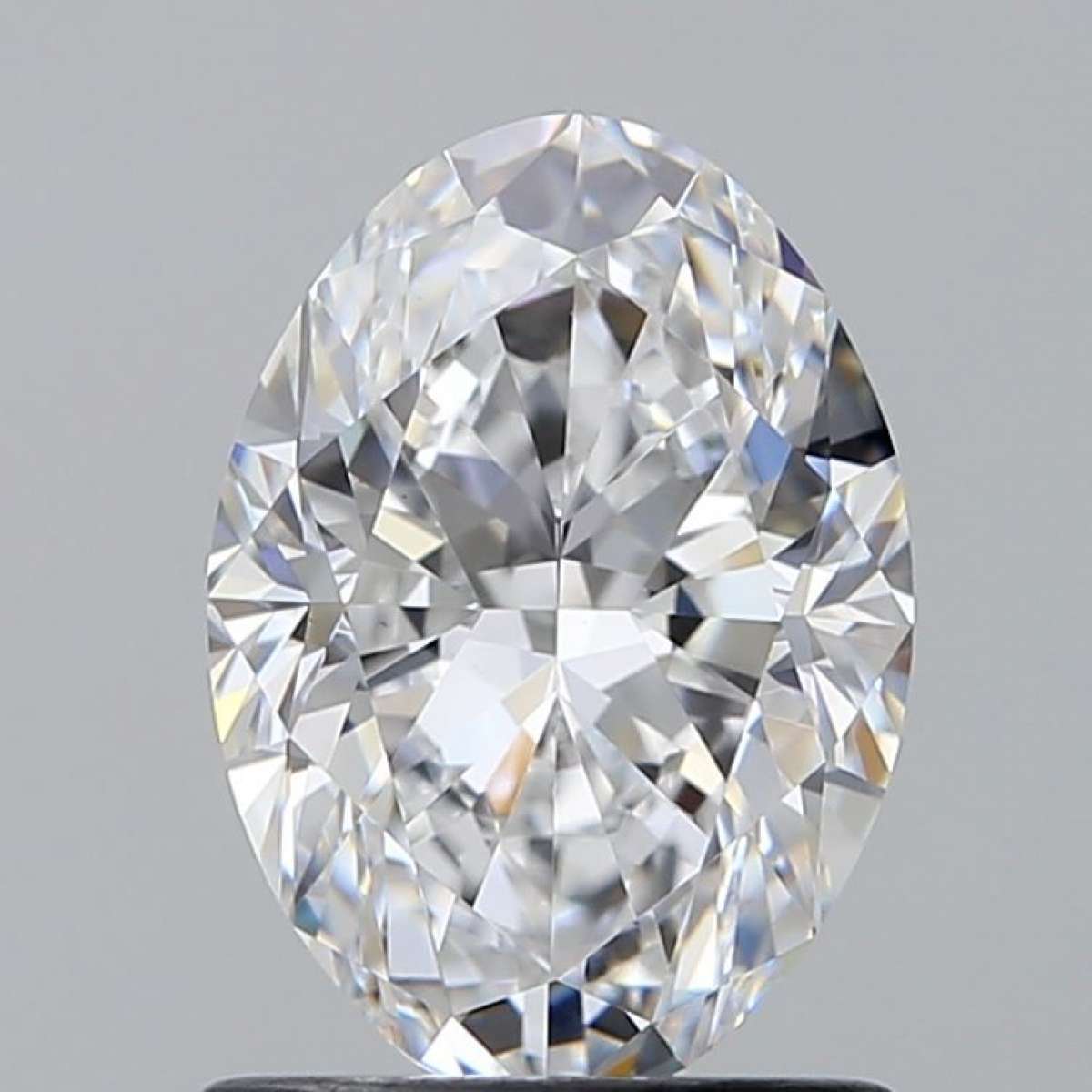 Certified Diamond GIA Carats 1.23 Color D Clarity VVS2 - EX EX Fluorescence NON Brown No Green No Milky No EyeClean 100% Certified Diamond GIA Carats 1.23 Color D Clarity VVS2 - EX EX Fluorescence NON Brown No Green No Milky No EyeClean 100%