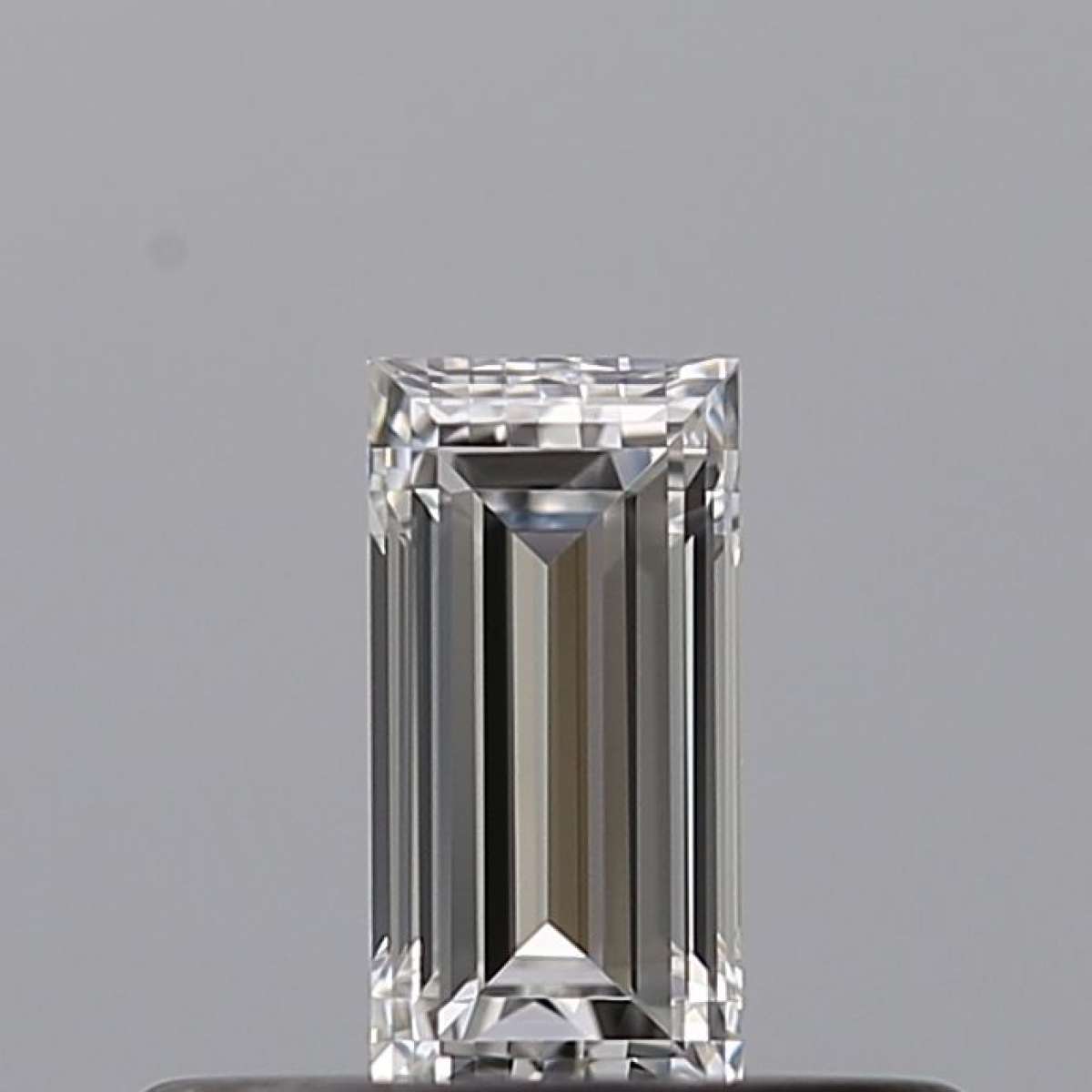 Certified Diamond GIA Carats 0.24 Color E Clarity IF  -  EX  EX Fluorescence NON Brown No Green No Milky No EyeClean 100%
