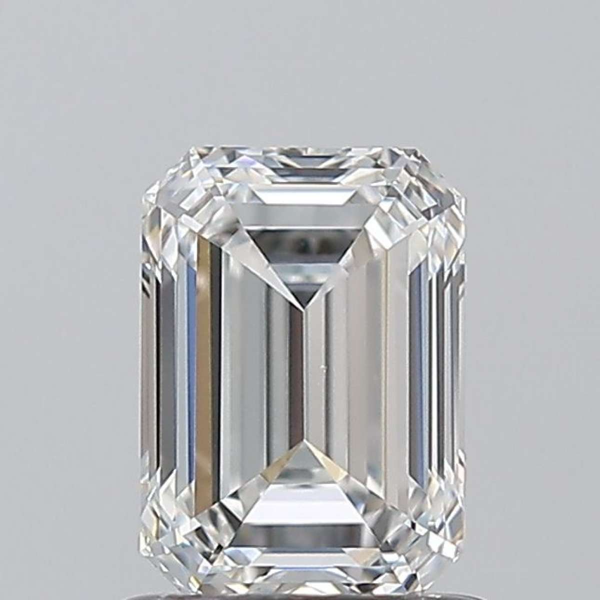 Certified Diamond GIA Carats 1.06 Color E Clarity VS2 - EX VG Fluorescence NON Brown No Green No Milky No EyeClean 100% Certified Diamond GIA Carats 1.06 Color E Clarity VS2 - EX VG Fluorescence NON Brown No Green No Milky No EyeClean 100%