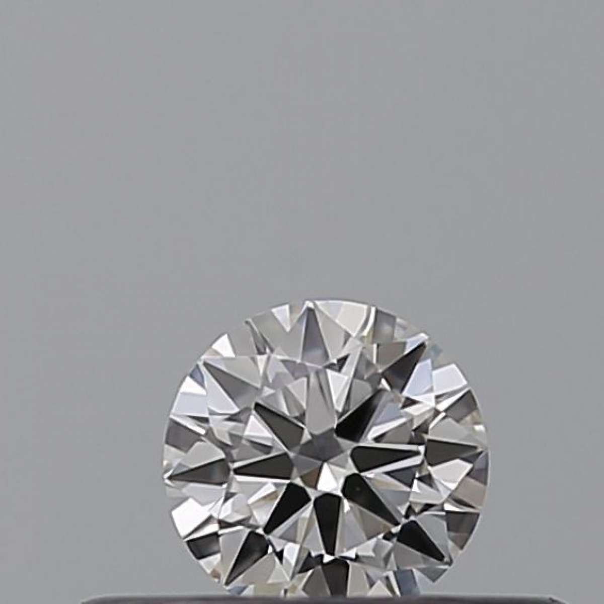 Certified Diamond IGI Carats 0.18 Color E Clarity VVS2 EX EX EX Fluorescence NON Brown No Green No Milky No EyeClean 100% Certified Diamond IGI Carats 0.18 Color E Clarity VVS2 EX EX EX Fluorescence NON Brown No Green No Milky No EyeClean 100%