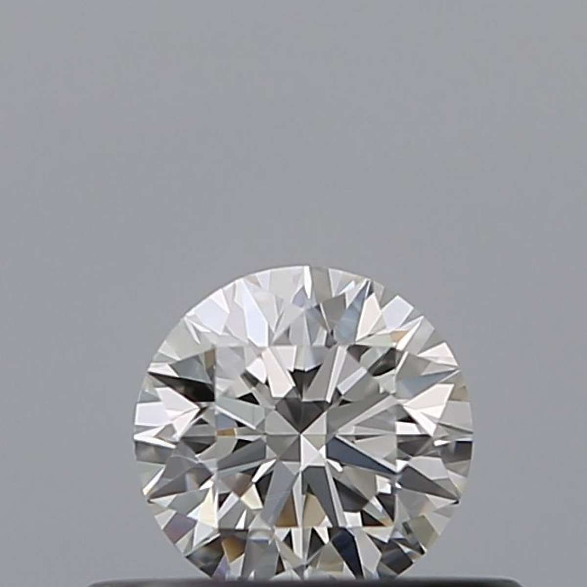 Certified Diamond GIA Carats 0.3 Color G Clarity VVS1  EX  EX  EX Fluorescence NON Brown No Milky No EyeClean 100%