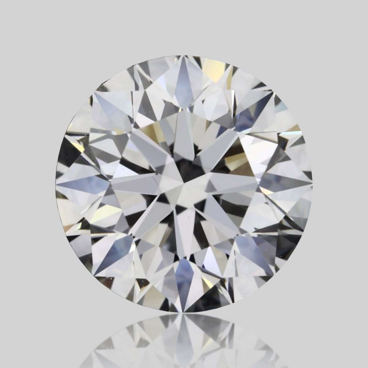 Certified Diamond HRD Carats 0.9 Color F Clarity VVS2 EX EX EX Fluorescence NON Brown No Green No Milky No EyeClean 100% Certified Diamond HRD Carats 0.9 Color F Clarity VVS2 EX EX EX Fluorescence NON Brown No Green No Milky No EyeClean 100%