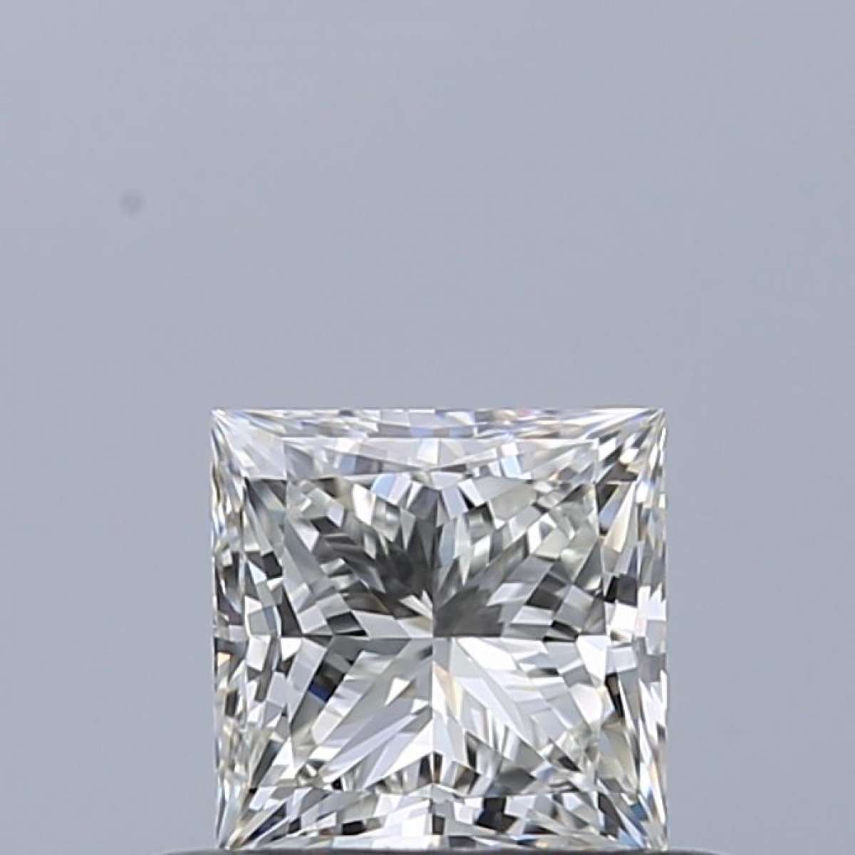 Diamante Certificato GIA Carati 0.43 Colore H Purezza VVS1  -  VG  VG Fluorescenza NON Brown No Milky No EyeClean 100%
