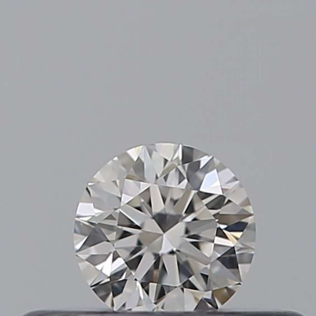 Certified Diamond GIA Carats 0.18 Color G Clarity VS1 EX VG EX Fluorescence NON Brown No Milky No EyeClean 100% Certified Diamond GIA Carats 0.18 Color G Clarity VS1 EX VG EX Fluorescence NON Brown No Milky No EyeClean 100%