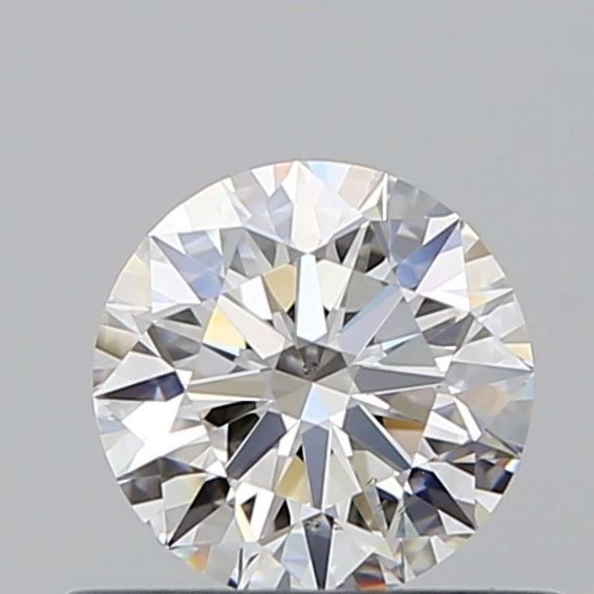 Certified Diamond GIA Carats 0.52 Color E Clarity VS2 EX EX EX Fluorescence NON Brown No Green No Milky No EyeClean 100% Certified Diamond GIA Carats 0.52 Color E Clarity VS2 EX EX EX Fluorescence NON Brown No Green No Milky No EyeClean 100%