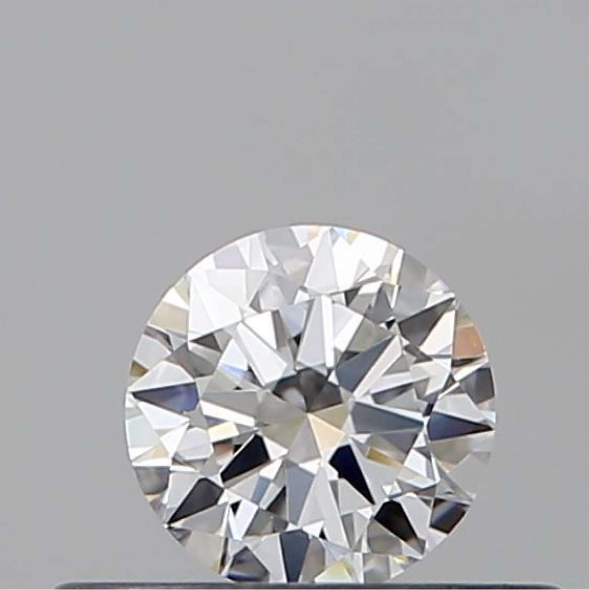 Certified Diamond GIA Carats 0.3 Color E Clarity VS1 VG VG VG Fluorescence NON Brown No Green No Milky No EyeClean 100% Certified Diamond GIA Carats 0.3 Color E Clarity VS1 VG VG VG Fluorescence NON Brown No Green No Milky No EyeClean 100%