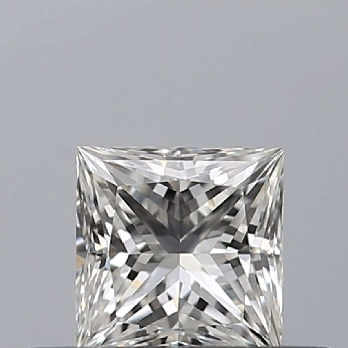 Certified Diamond GIA Carats 0.35 Color G Clarity FL  -  EX  VG Fluorescence NON Brown No Milky No EyeClean 100%