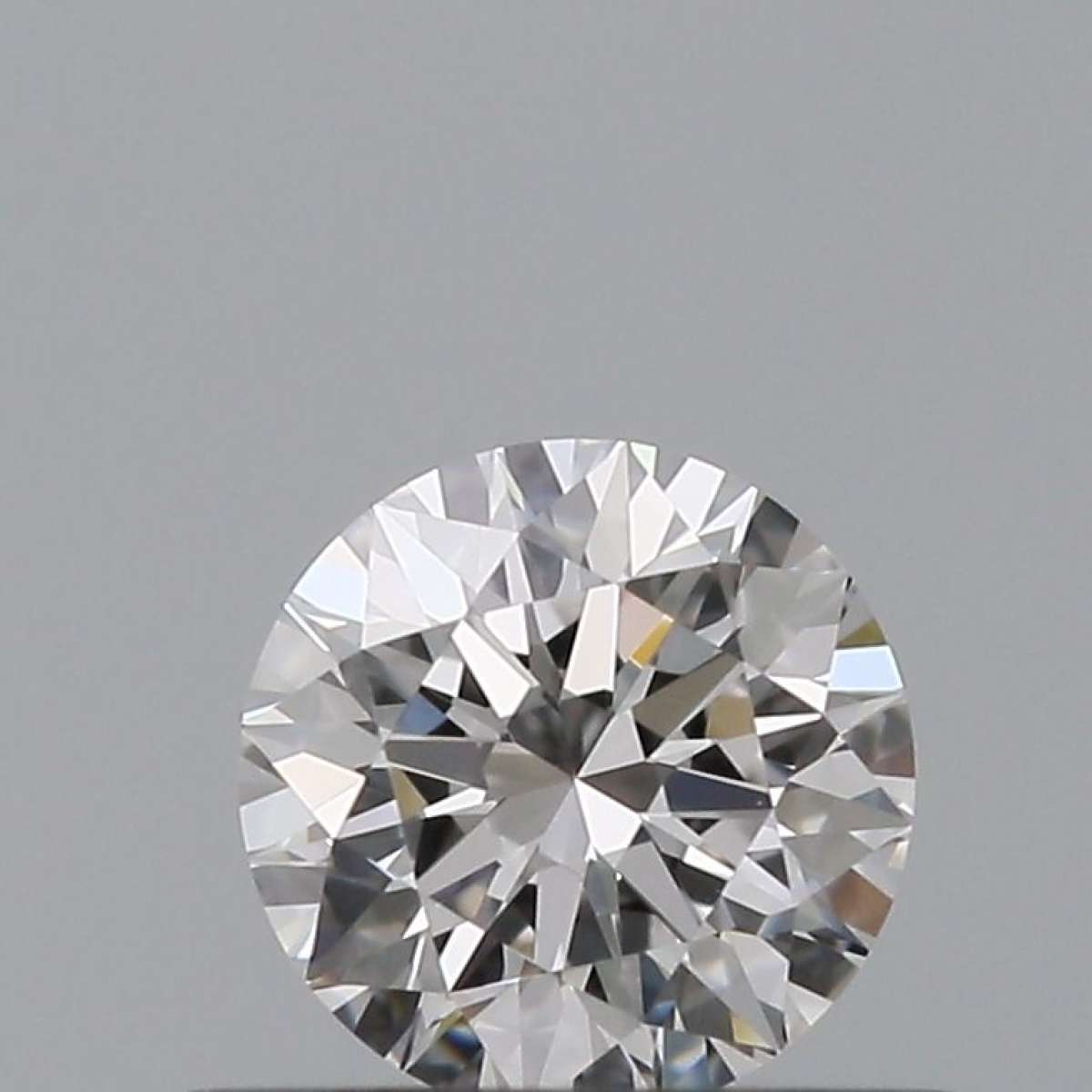 Diamante Certificato GIA Carati 0.38 Colore D Purezza VVS1 EX EX EX Fluorescenza NON Brown No Green No Milky No EyeClean 100% Diamante Certificato GIA Carati 0.38 Colore D Purezza VVS1 EX EX EX Fluorescenza NON Brown No Green No Milky No EyeClean 100%