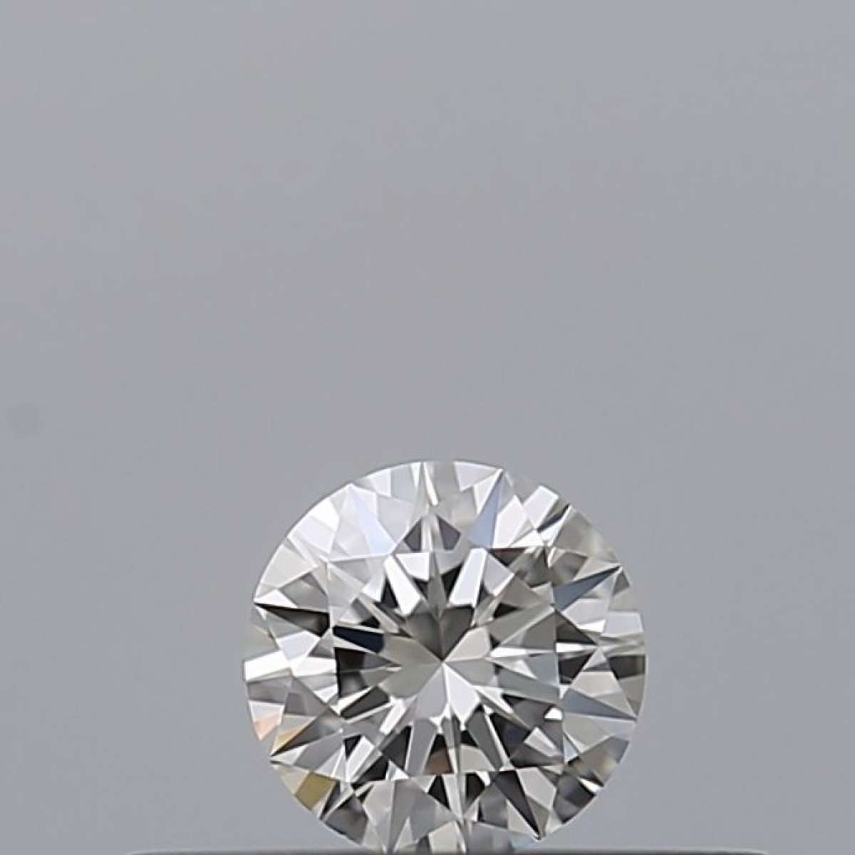 Diamante Certificato GIA Carati 0.18 Colore G Purezza VVS2  EX  EX  EX Fluorescenza FNT Brown No Milky No EyeClean 100%