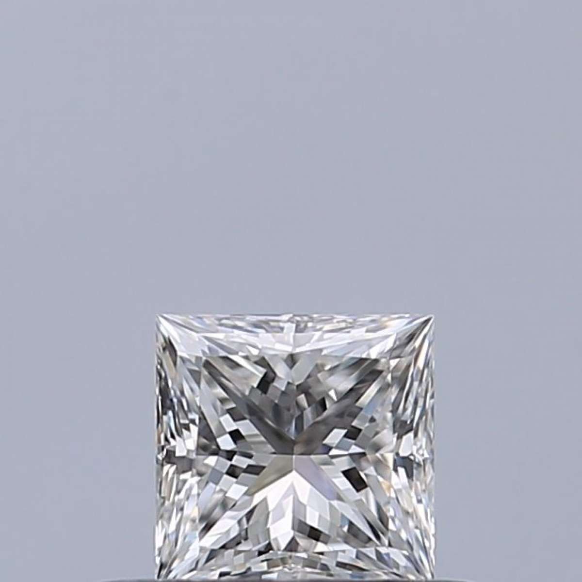 Certified Diamond GIA Carats 0.3 Color E Clarity VVS1  -  EX  VG Fluorescence NON Brown No Green No Milky No EyeClean 100%