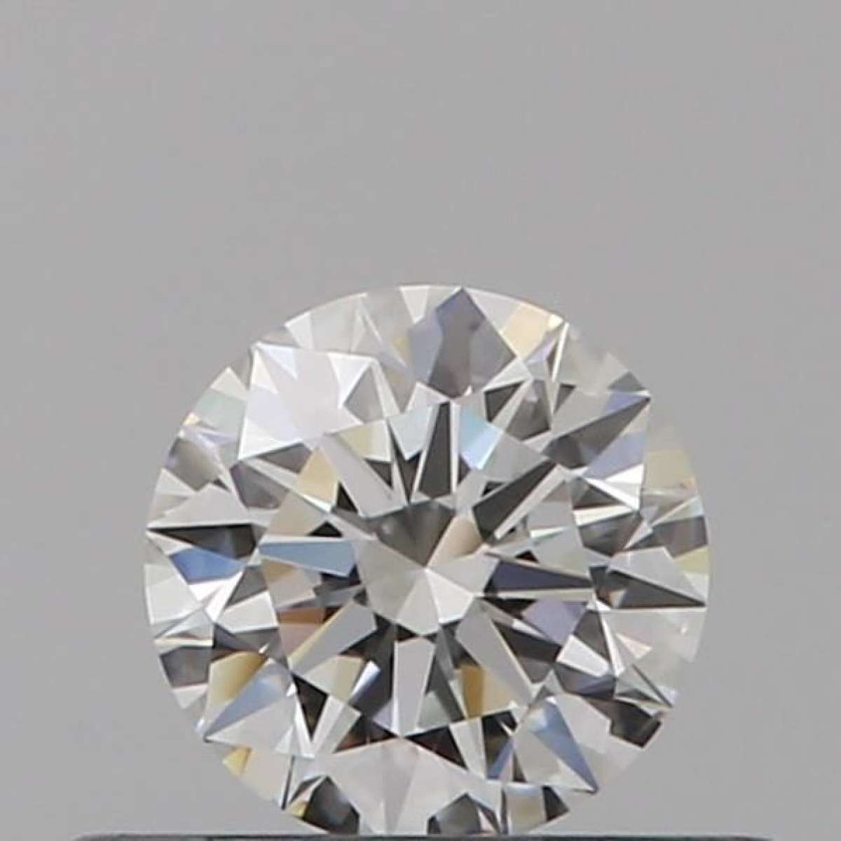 Diamante Certificato GIA Carati 0.31 Colore F Purezza VS1  EX  EX  EX Fluorescenza NON Brown No Green No Milky No EyeClean 100%