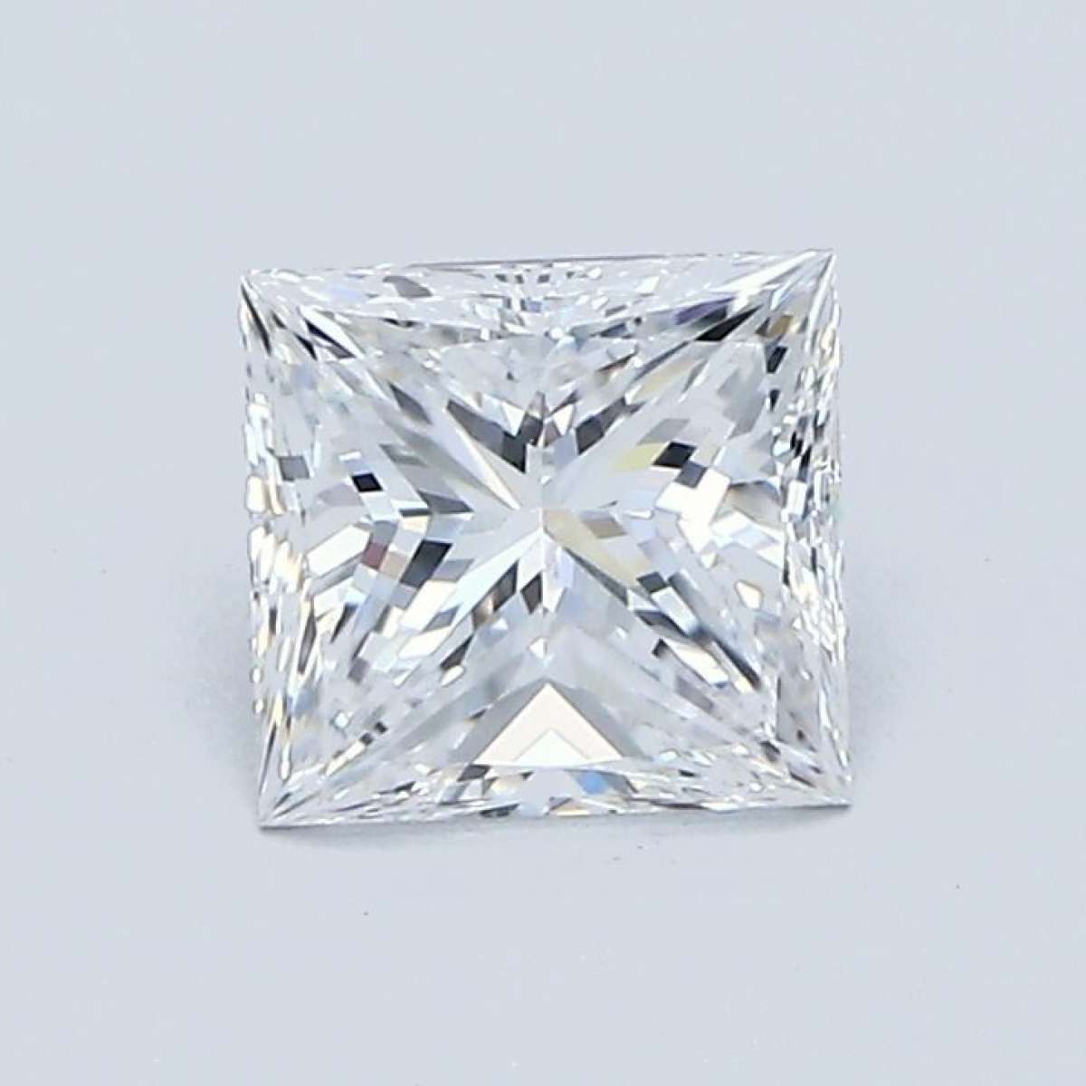 Certified Diamond GIA Carats 1.01 Color E Clarity VVS2  -  EX  VG Fluorescence NON Brown No Green No Milky No EyeClean 100%