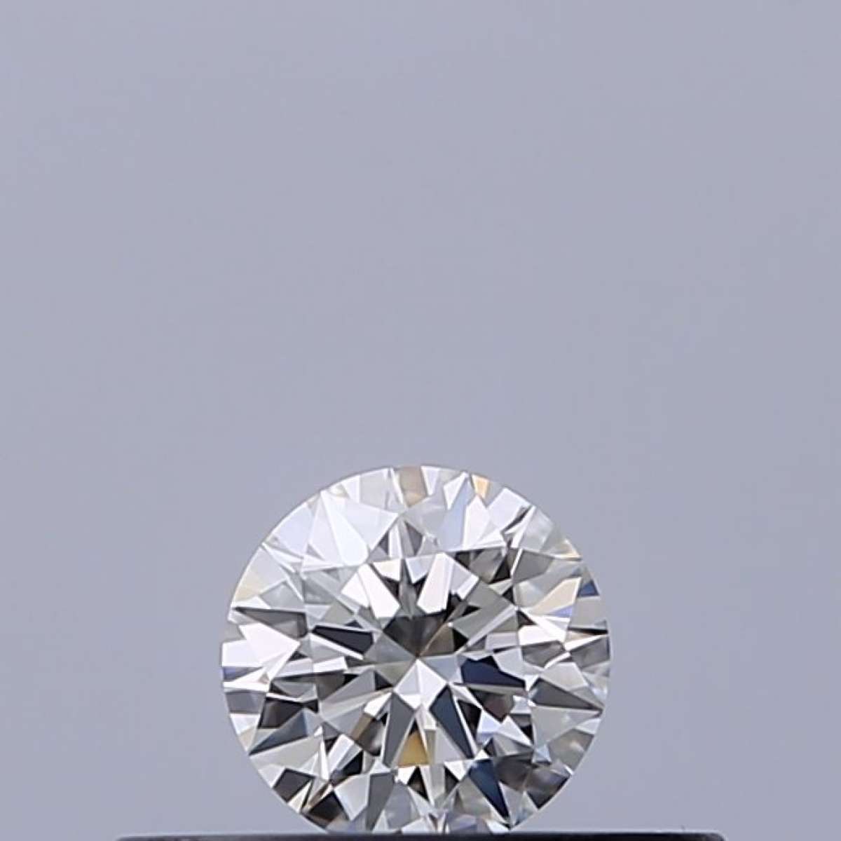 Certified Diamond IGI Carats 0.19 Color F Clarity VVS2  EX  EX  EX Fluorescence NON Brown No Milky No EyeClean 100%