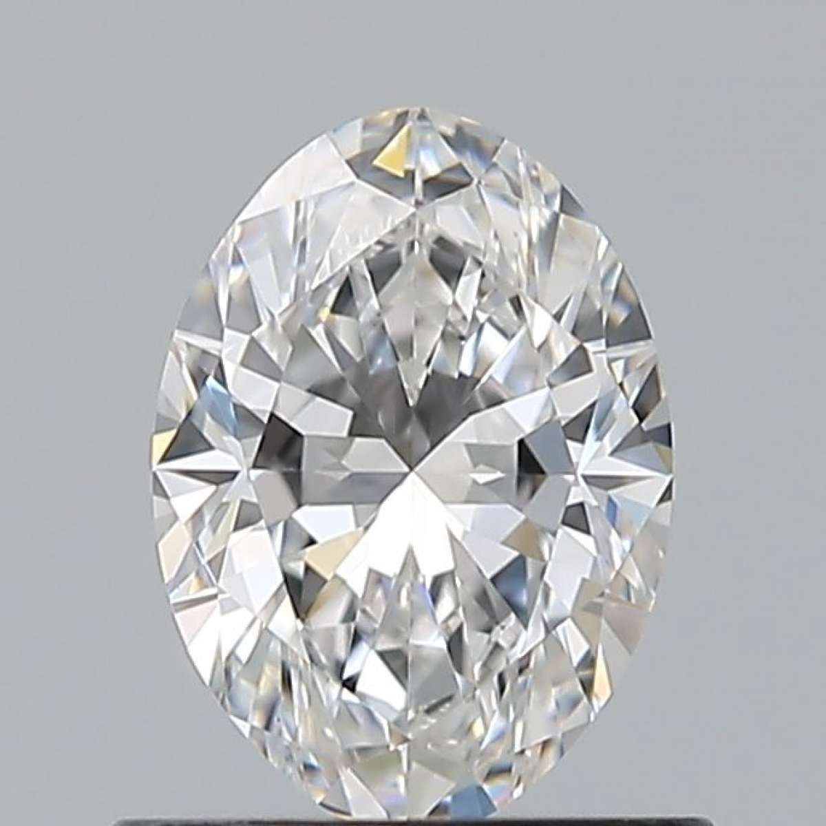 Certified Diamond GIA Carats 0.71 Color E Clarity VS1 - EX EX Fluorescence NON Brown No Green No Milky No EyeClean 100% Certified Diamond GIA Carats 0.71 Color E Clarity VS1 - EX EX Fluorescence NON Brown No Green No Milky No EyeClean 100%