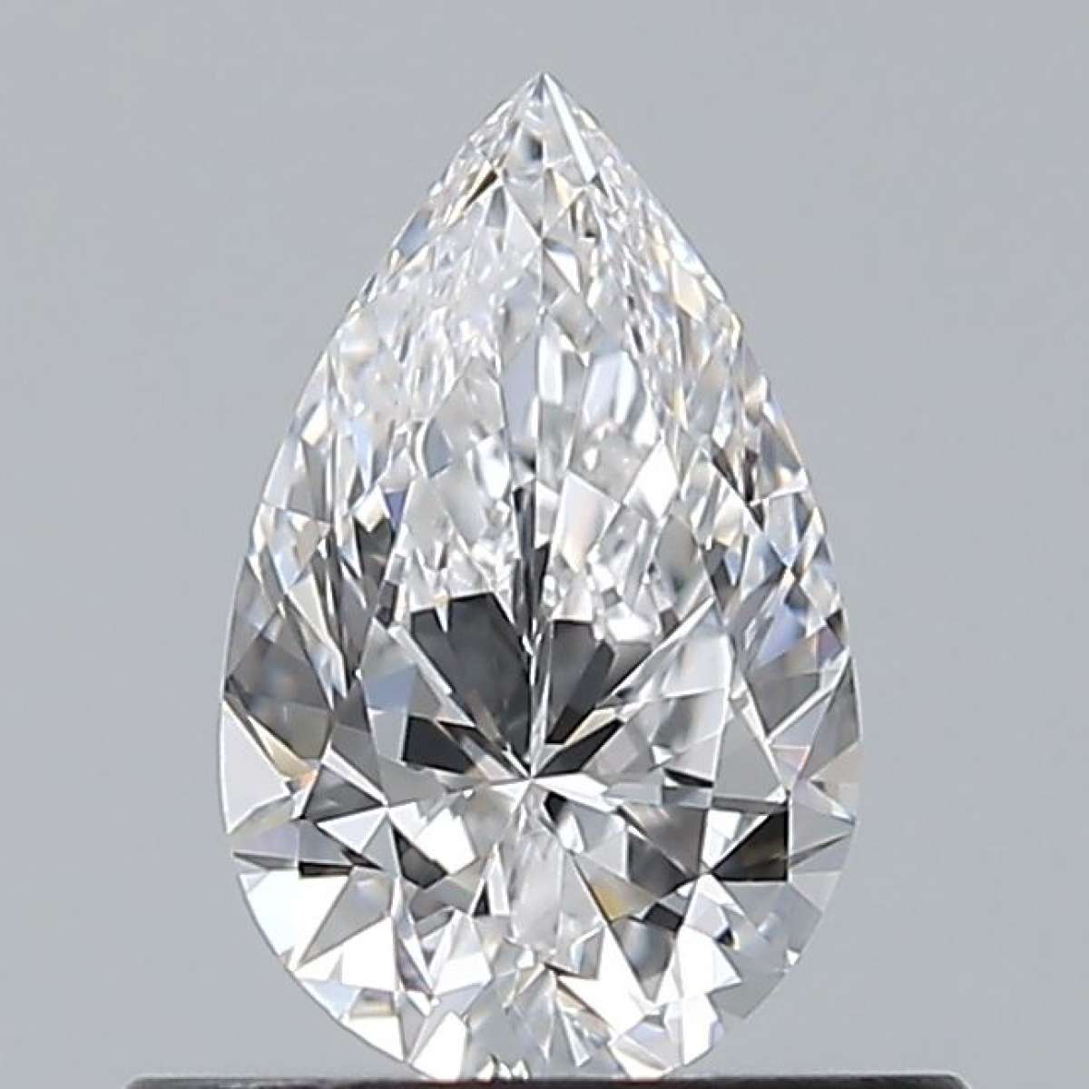 Diamante Certificato GIA Carati 0.5 Colore D Purezza VVS1  -  EX  VG Fluorescenza NON Brown No Green No Milky No EyeClean 100%