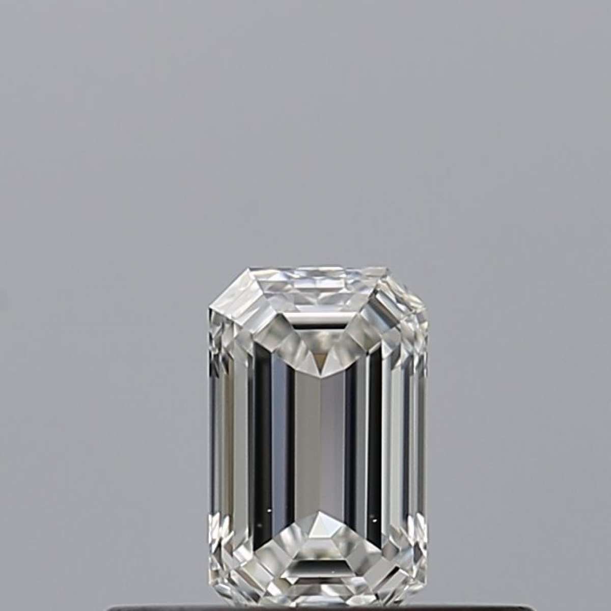 Certified Diamond GIA Carats 0.23 Color H Clarity VS1  -  EX  VG Fluorescence NON Brown No Milky No EyeClean 100%