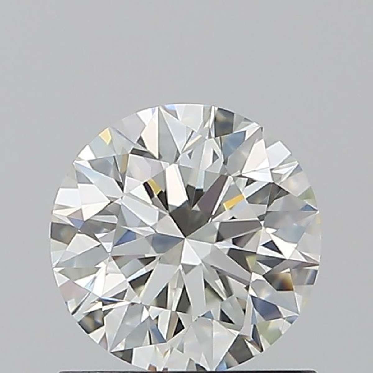 Certified Diamond IGI Carats 0.9 Color G Clarity VS1 EX EX EX Fluorescence NON Brown No Green No Milky No EyeClean 100% Certified Diamond IGI Carats 0.9 Color G Clarity VS1 EX EX EX Fluorescence NON Brown No Green No Milky No EyeClean 100%