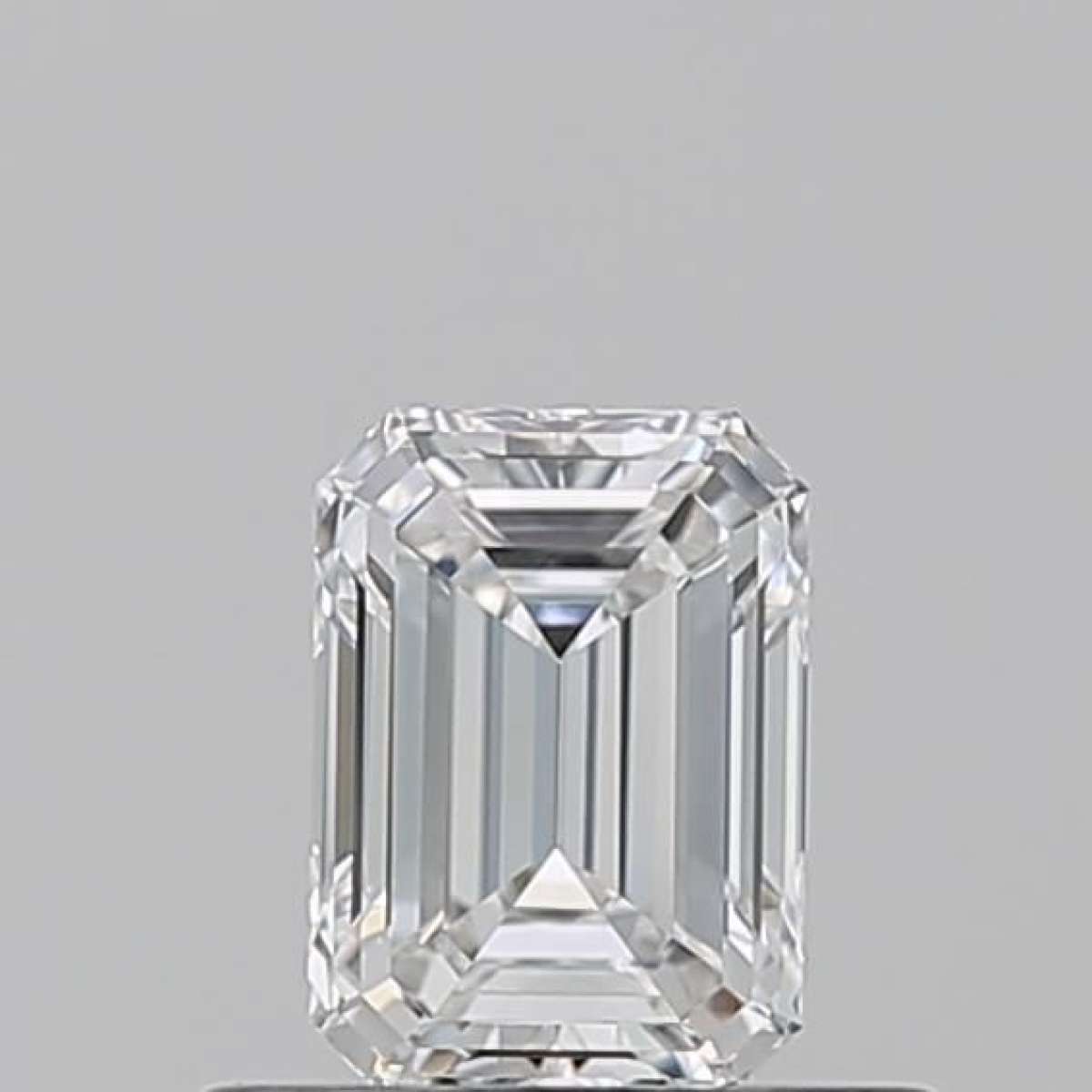 Certified Diamond GIA Carats 0.51 Color E Clarity VVS1 - EX EX Fluorescence FNT Brown No Green No Milky No EyeClean 100% Certified Diamond GIA Carats 0.51 Color E Clarity VVS1 - EX EX Fluorescence FNT Brown No Green No Milky No EyeClean 100%