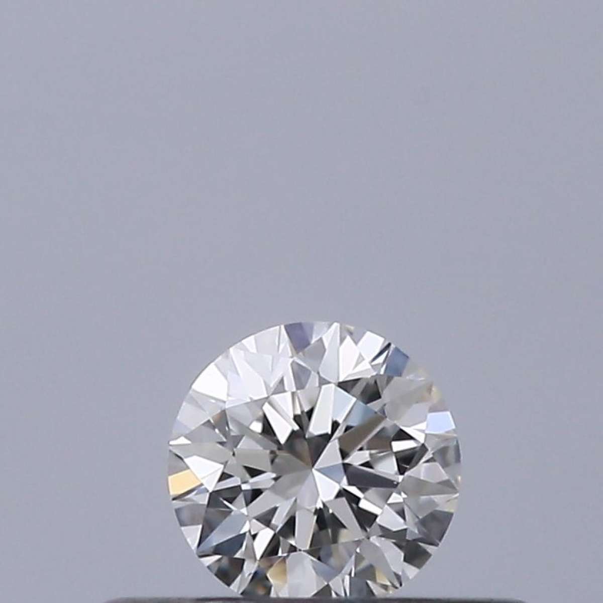 Certified Diamond IGI Carats 0.19 Color F Clarity VVS2 EX EX EX Fluorescence NON Brown No Milky No EyeClean 100% Certified Diamond IGI Carats 0.19 Color F Clarity VVS2 EX EX EX Fluorescence NON Brown No Milky No EyeClean 100%