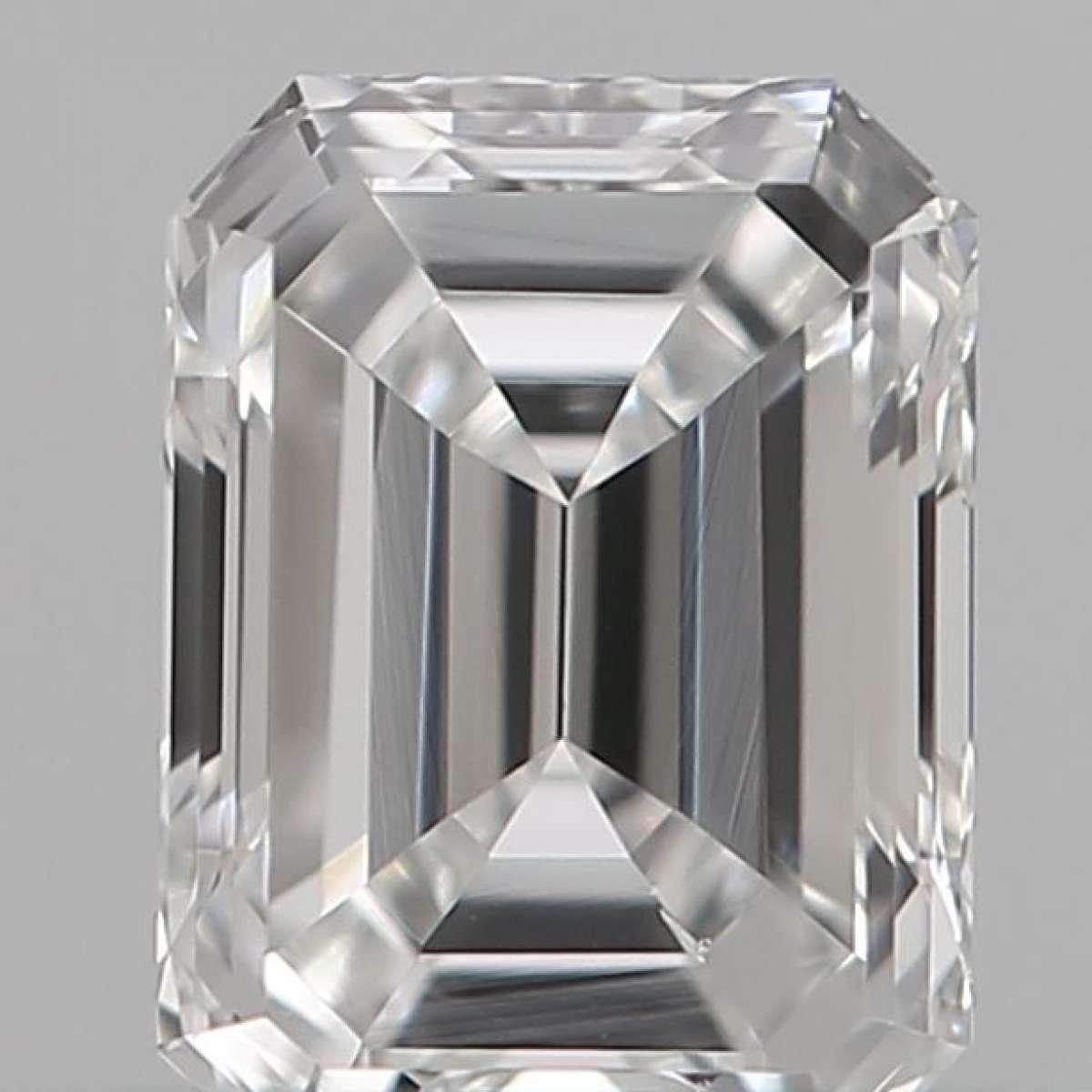 Certified Diamond IGI Carats 0.26 Color E Clarity VVS2 - EX VG Fluorescence NON Brown No Green No Milky No EyeClean 100% Certified Diamond IGI Carats 0.26 Color E Clarity VVS2 - EX VG Fluorescence NON Brown No Green No Milky No EyeClean 100%