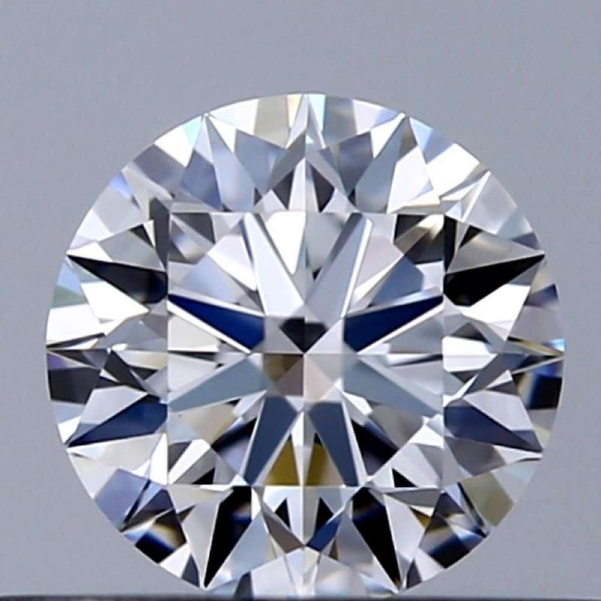 Diamante Certificato GIA Carati 0.41 Colore D Purezza VVS1 EX EX EX Fluorescenza NON Brown No Green No Milky No EyeClean 100% Diamante Certificato GIA Carati 0.41 Colore D Purezza VVS1 EX EX EX Fluorescenza NON Brown No Green No Milky No EyeClean 100%