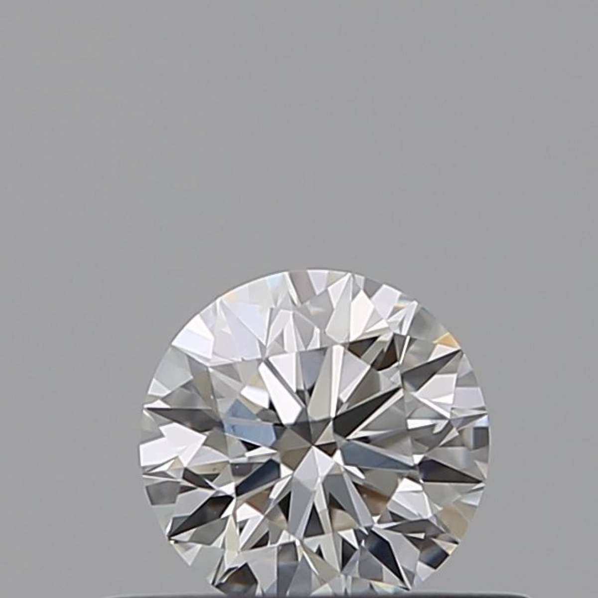 Certified Diamond GIA Carats 0.32 Color E Clarity VS2 EX EX EX Fluorescence NON Brown No Green No Milky No EyeClean 100% Certified Diamond GIA Carats 0.32 Color E Clarity VS2 EX EX EX Fluorescence NON Brown No Green No Milky No EyeClean 100%