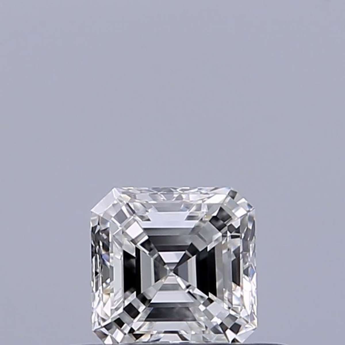 Diamante Certificato GIA Carati 0.31 Colore E Purezza VVS1  -  VG  EX Fluorescenza NON Brown No Green No Milky No EyeClean 100%