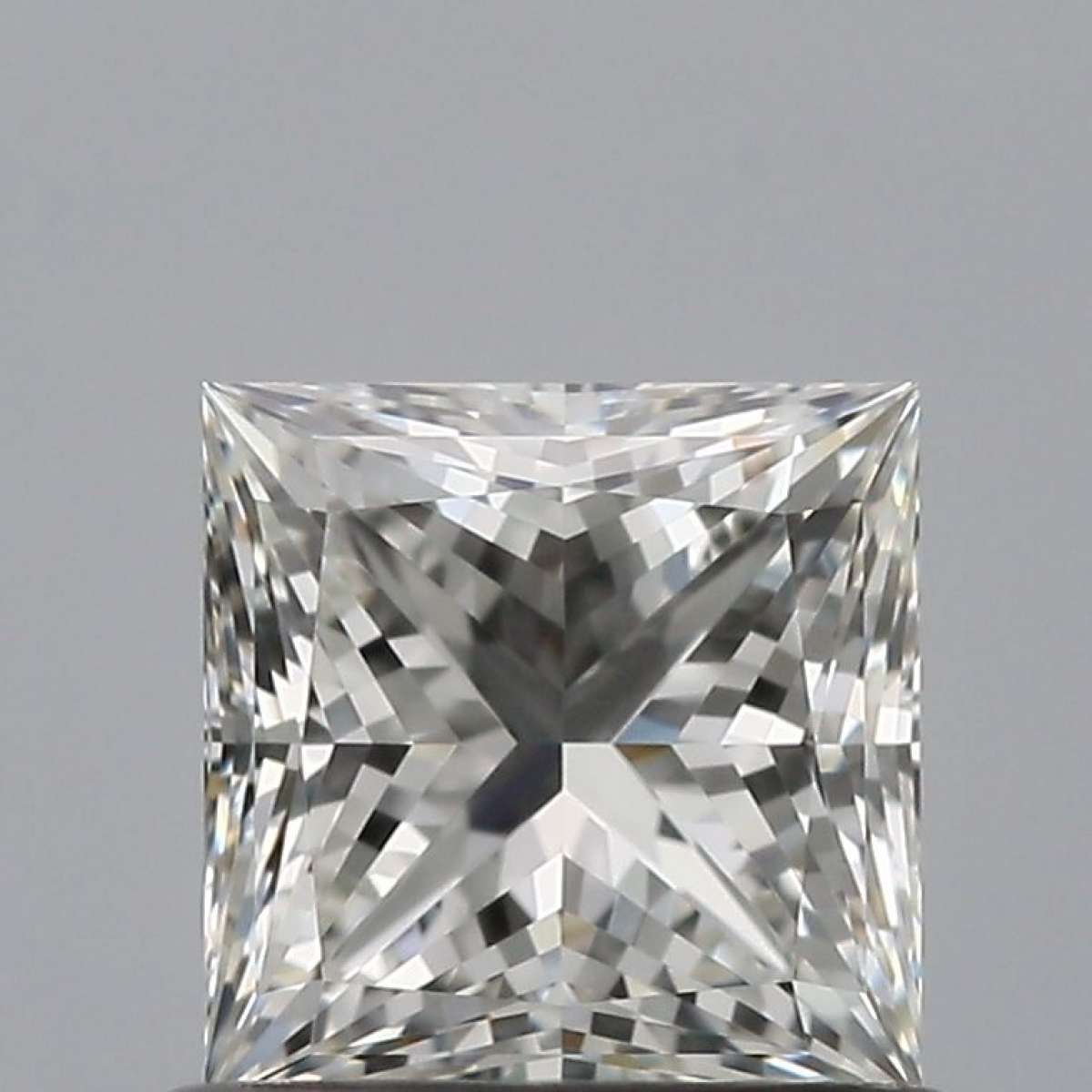 Certified Diamond IGI Carats 0.72 Color G Clarity IF  -  EX  EX Fluorescence NON Brown No Milky No EyeClean 100%