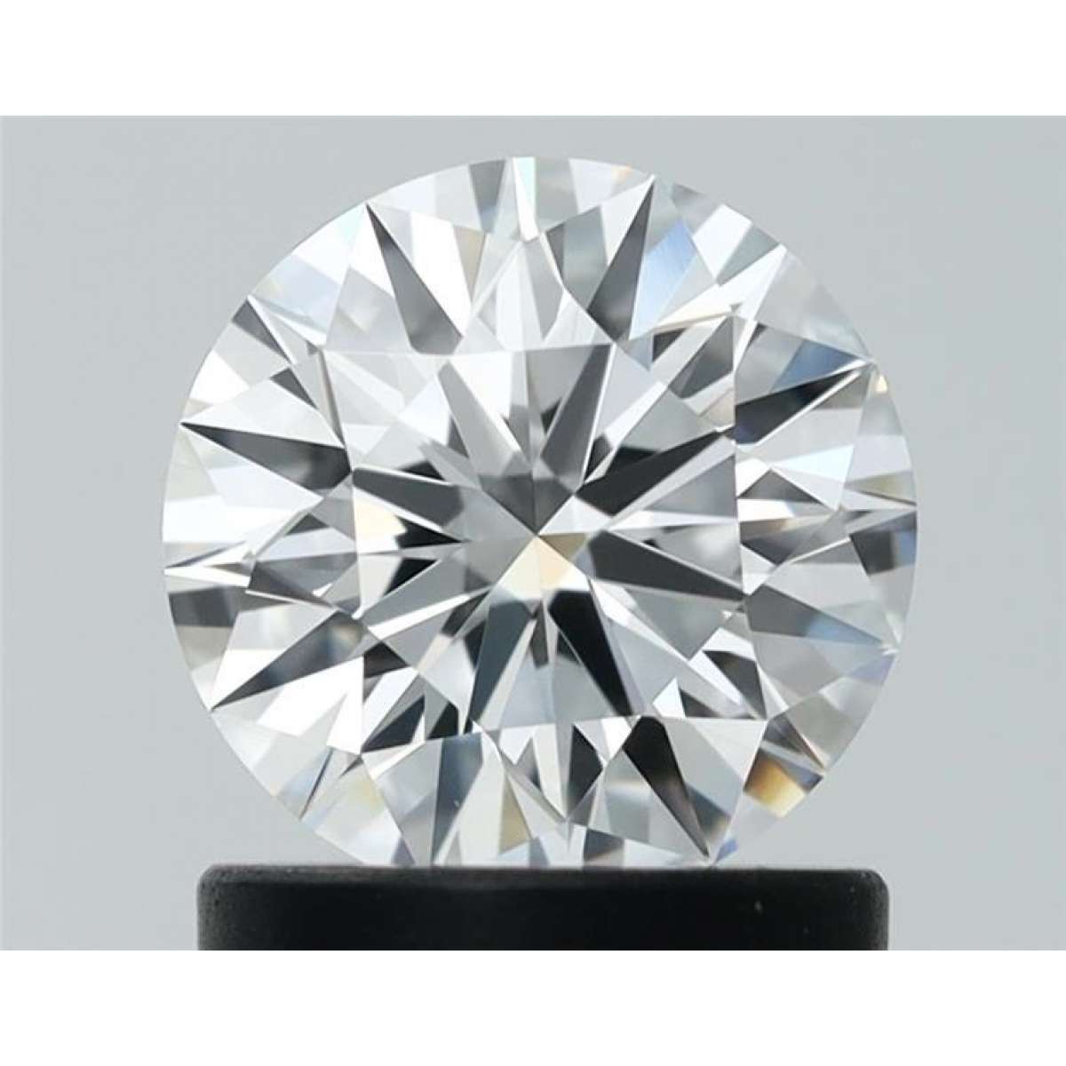 Certified Diamond GIA Carats 1.01 Color E Clarity VVS2 EX EX VG Fluorescence NON Brown No Green No Milky No EyeClean 100% Certified Diamond GIA Carats 1.01 Color E Clarity VVS2 EX EX VG Fluorescence NON Brown No Green No Milky No EyeClean 100%