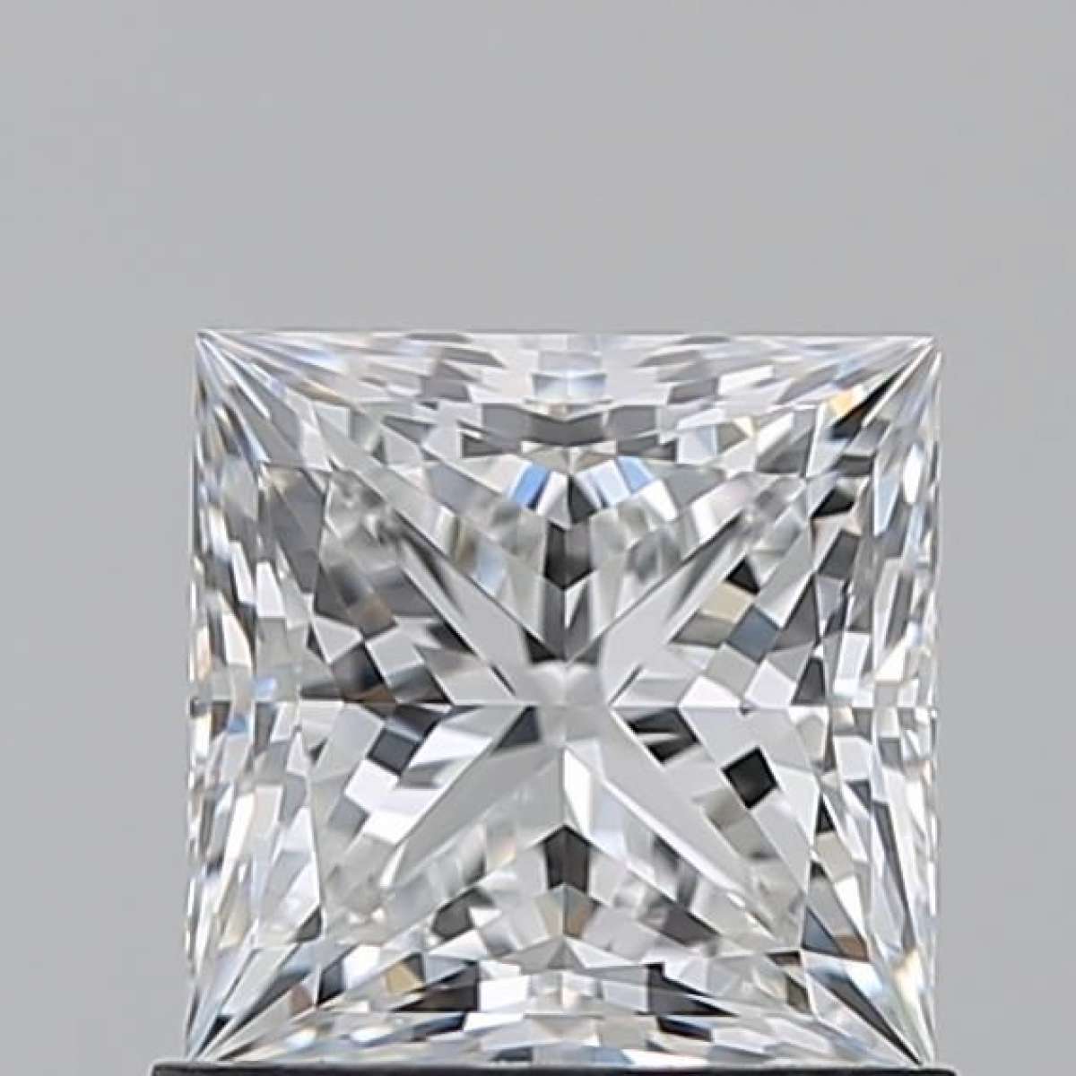 Diamante Certificato GIA Carati 1.02 Colore F Purezza VS1  -  EX  EX Fluorescenza NON Brown No Milky No EyeClean 100%