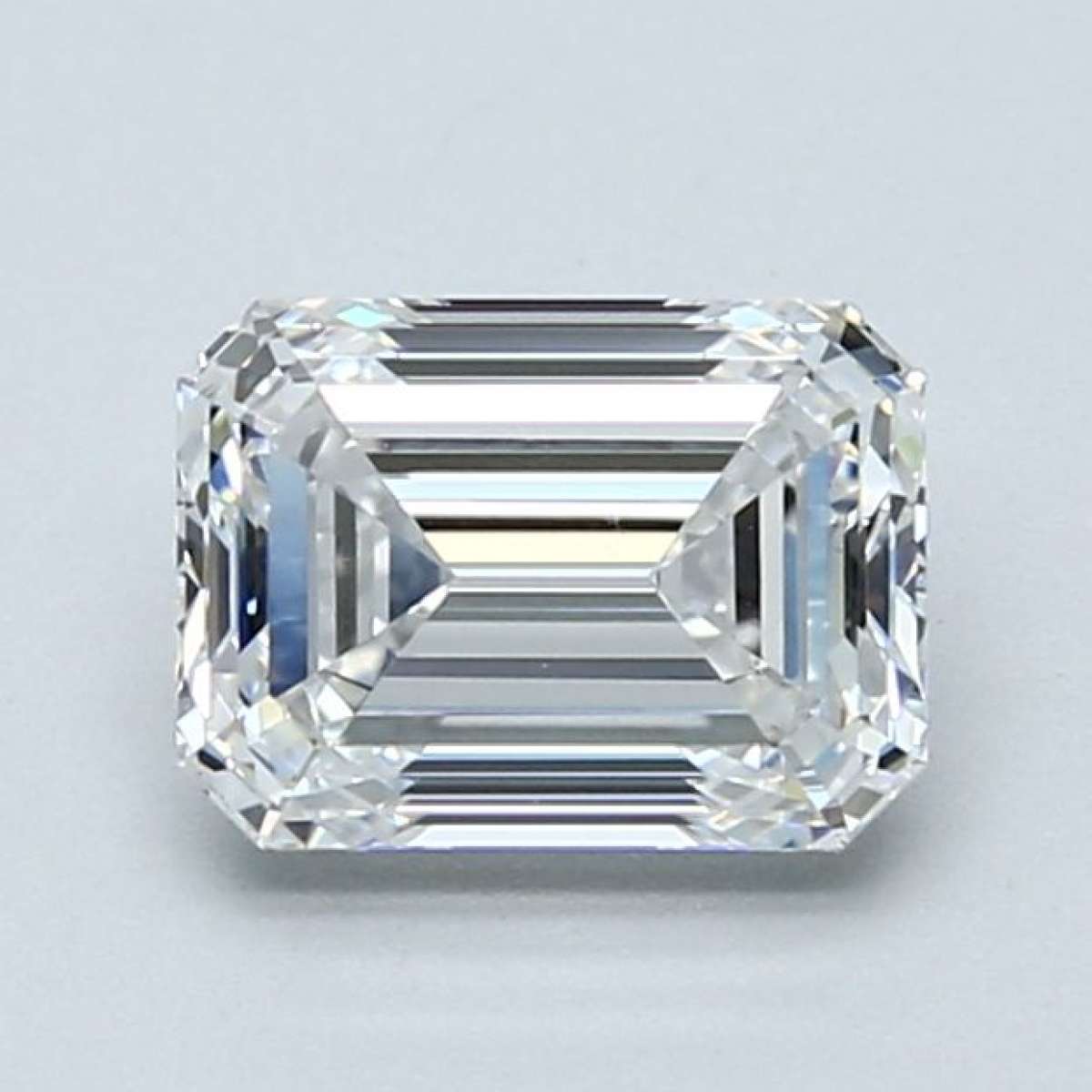 Certified Diamond GIA Carats 1.5 Color E Clarity VS1  -  EX  EX Fluorescence NON Brown No Green No Milky No EyeClean 100%