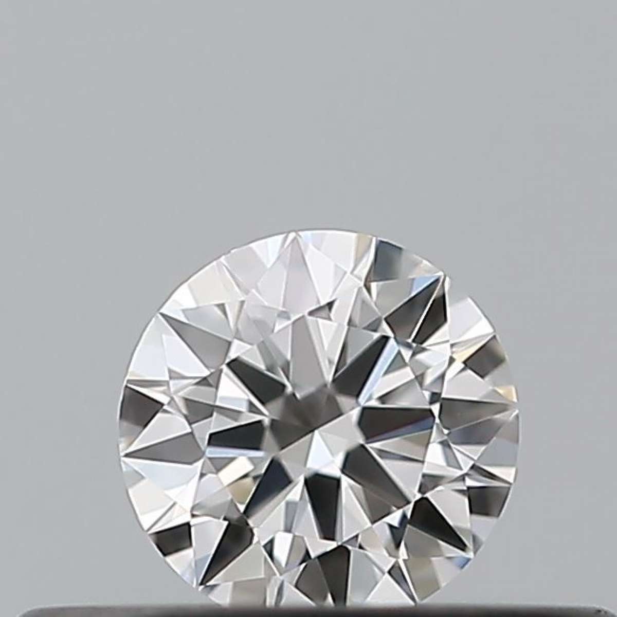 Certified Diamond IGI Carats 0.18 Color E Clarity VVS1  EX  EX  EX Fluorescence NON Brown No Green No Milky No EyeClean 100%