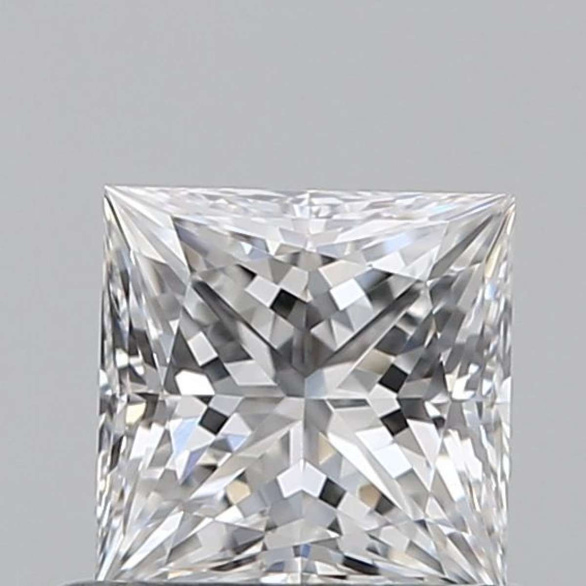 Certified Diamond GIA Carats 0.61 Color D Clarity VVS2 - EX VG Fluorescence NON Brown No Green No Milky No EyeClean 100% Certified Diamond GIA Carats 0.61 Color D Clarity VVS2 - EX VG Fluorescence NON Brown No Green No Milky No EyeClean 100%