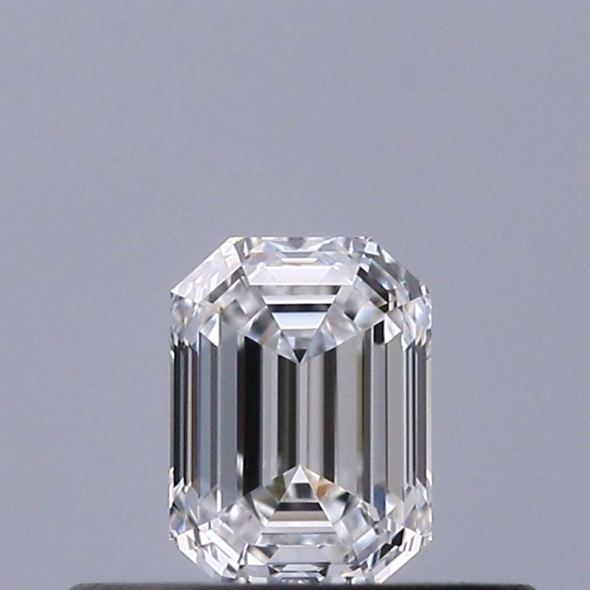 Certified Diamond GIA Carats 0.3 Color D Clarity VVS1 - EX VG Fluorescence NON Brown No Green No Milky No EyeClean 100% Certified Diamond GIA Carats 0.3 Color D Clarity VVS1 - EX VG Fluorescence NON Brown No Green No Milky No EyeClean 100%