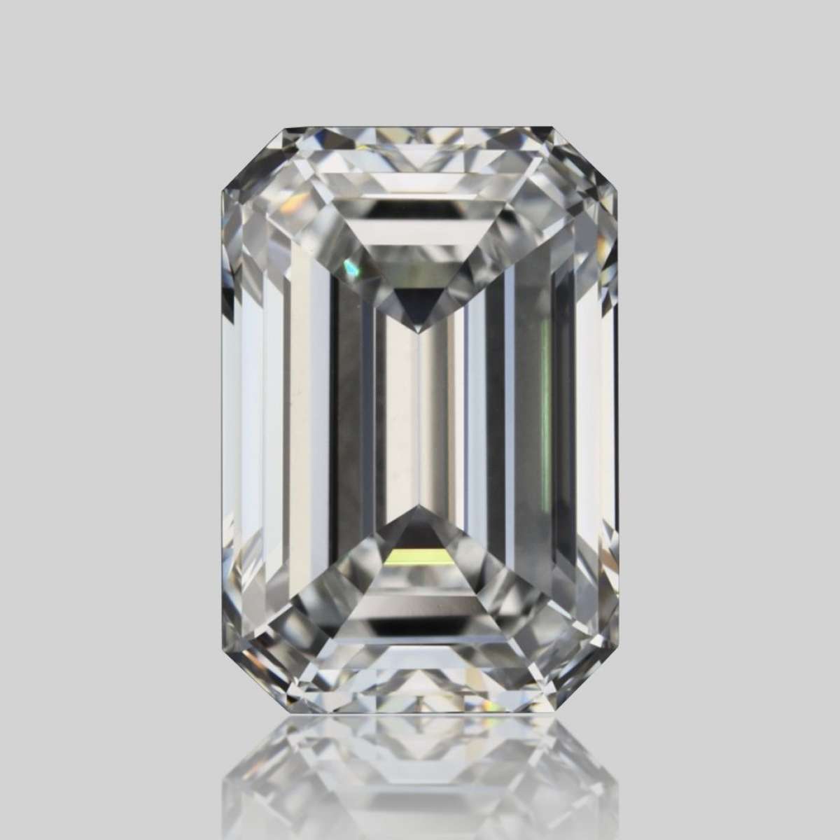 Certified Diamond GIA Carats 0.73 Color E Clarity VS1  -  EX  VG Fluorescence NON Brown No Green No Milky No EyeClean 100%