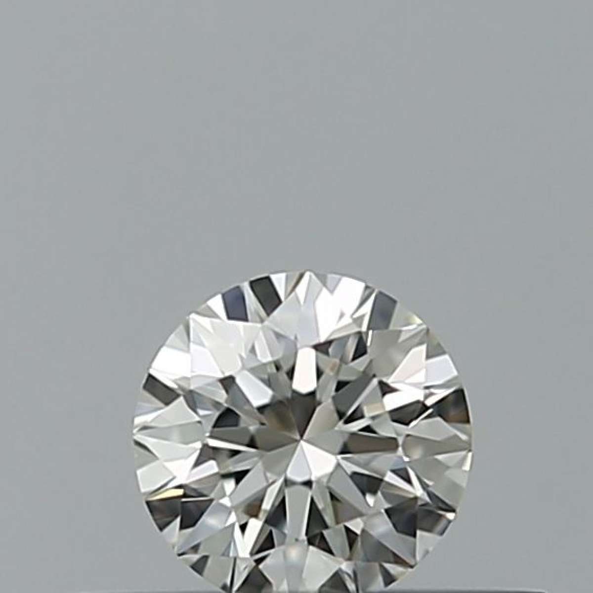 Certified Diamond IGI Carats 0.19 Color G Clarity VVS2  EX  EX  EX Fluorescence NON Brown No Milky No EyeClean 100%