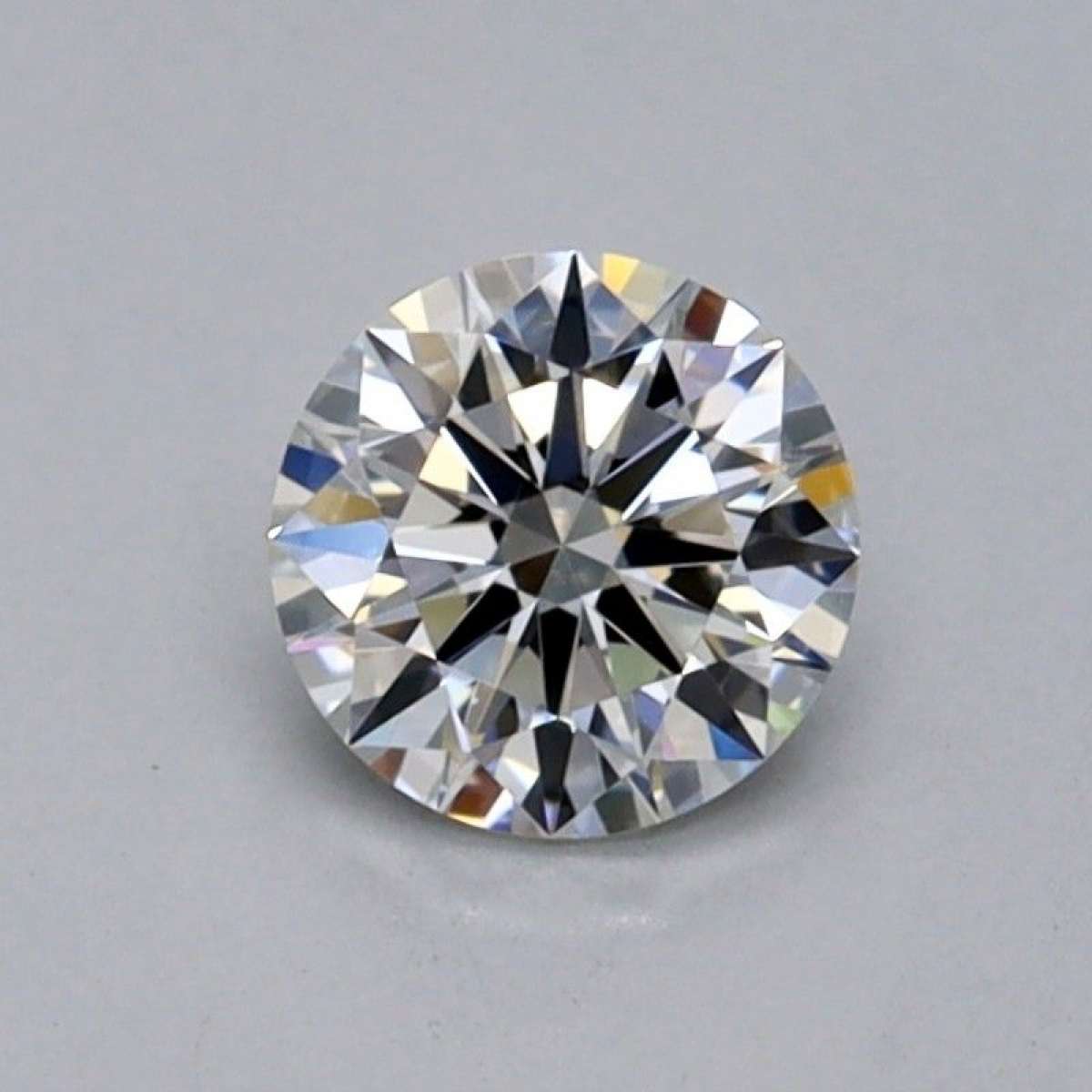 Certified Diamond GIA Carats 0.28 Color F Clarity VVS2 EX EX EX Fluorescence NON Brown No Green No Milky No EyeClean 100% Certified Diamond GIA Carats 0.28 Color F Clarity VVS2 EX EX EX Fluorescence NON Brown No Green No Milky No EyeClean 100%
