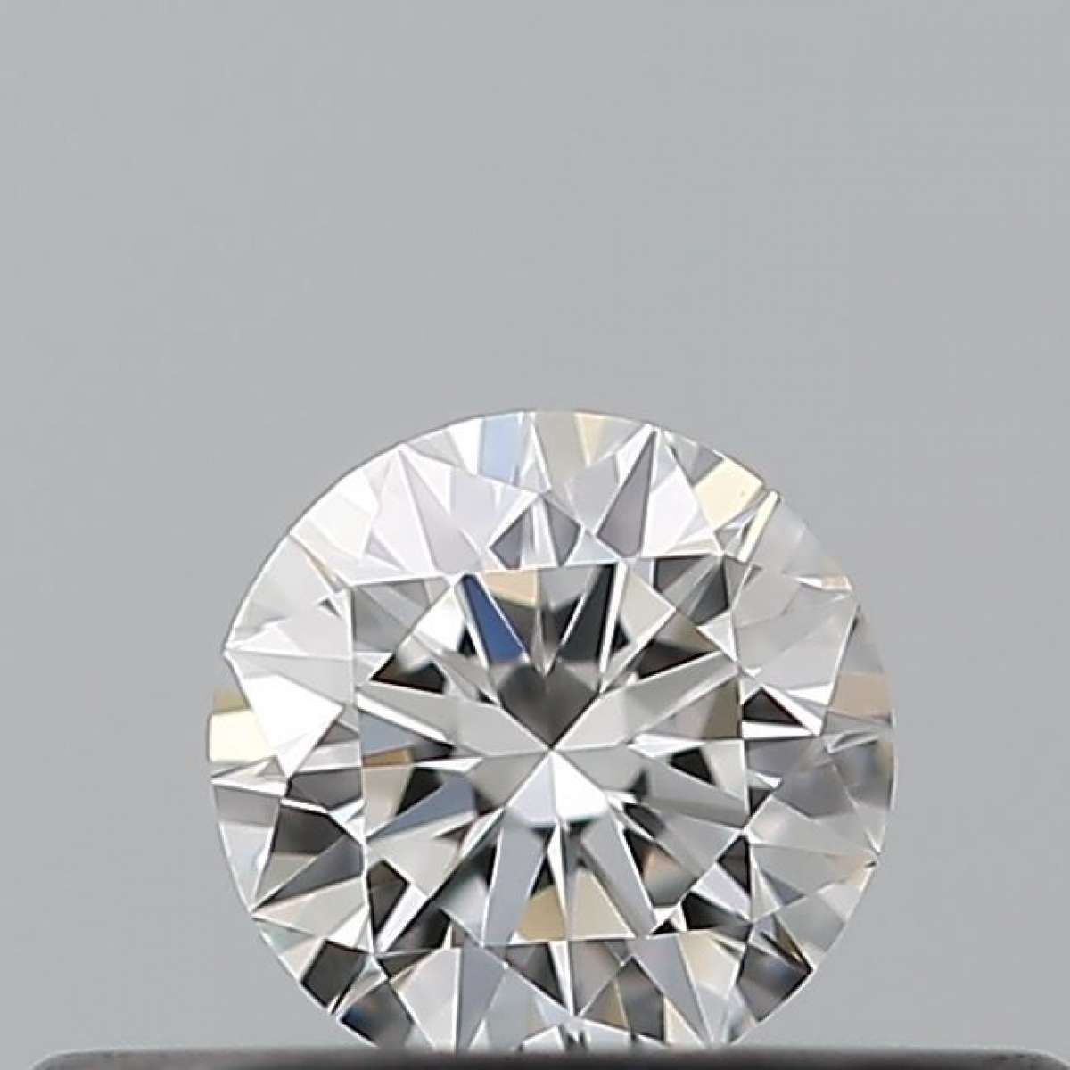 Certified Diamond IGI Carats 0.18 Color E Clarity VVS1  EX  EX  EX Fluorescence NON Brown No Green No Milky No EyeClean 100%