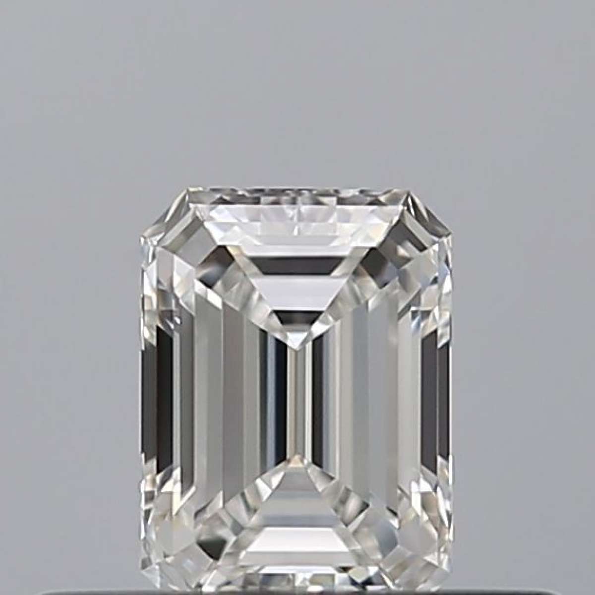 Diamante Certificato GIA Carati 0.35 Colore F Purezza VVS1 - EX VG Fluorescenza NON Brown No Milky No EyeClean 100% Diamante Certificato GIA Carati 0.35 Colore F Purezza VVS1 - EX VG Fluorescenza NON Brown No Milky No EyeClean 100%