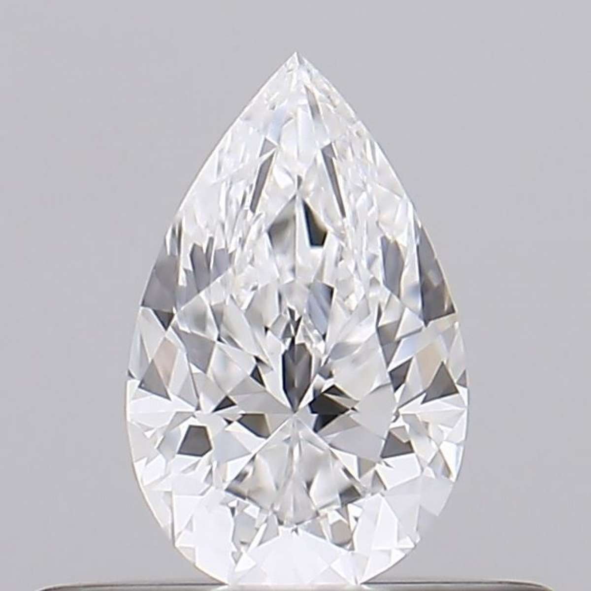 Certified Diamond GIA Carats 0.32 Color E Clarity VVS2  -  VG  VG Fluorescence NON Brown No Green No Milky No EyeClean 100%