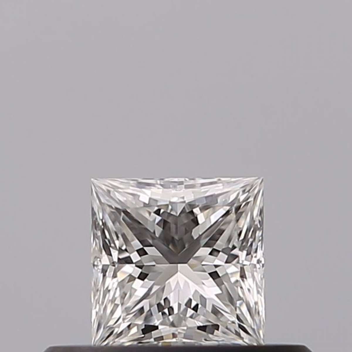 Certified Diamond GIA Carats 0.32 Color F Clarity VVS1  -  EX  EX Fluorescence FNT Brown No Milky No EyeClean 100%
