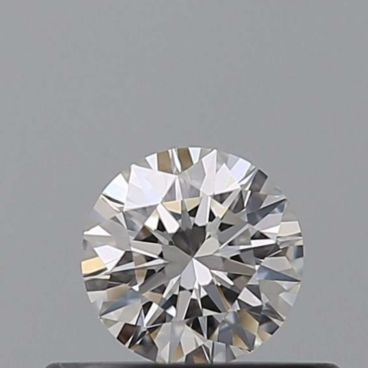 Diamante Certificato GIA Carati 0.25 Colore F Purezza VVS1  EX  EX  EX Fluorescenza NON Brown No Milky No EyeClean 100%