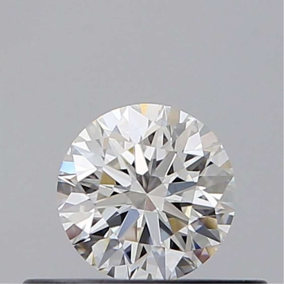 Certified Diamond GIA Carats 0.31 Color F Clarity VS2 EX EX EX Fluorescence NON Brown No Green No Milky No EyeClean 100% Certified Diamond GIA Carats 0.31 Color F Clarity VS2 EX EX EX Fluorescence NON Brown No Green No Milky No EyeClean 100%