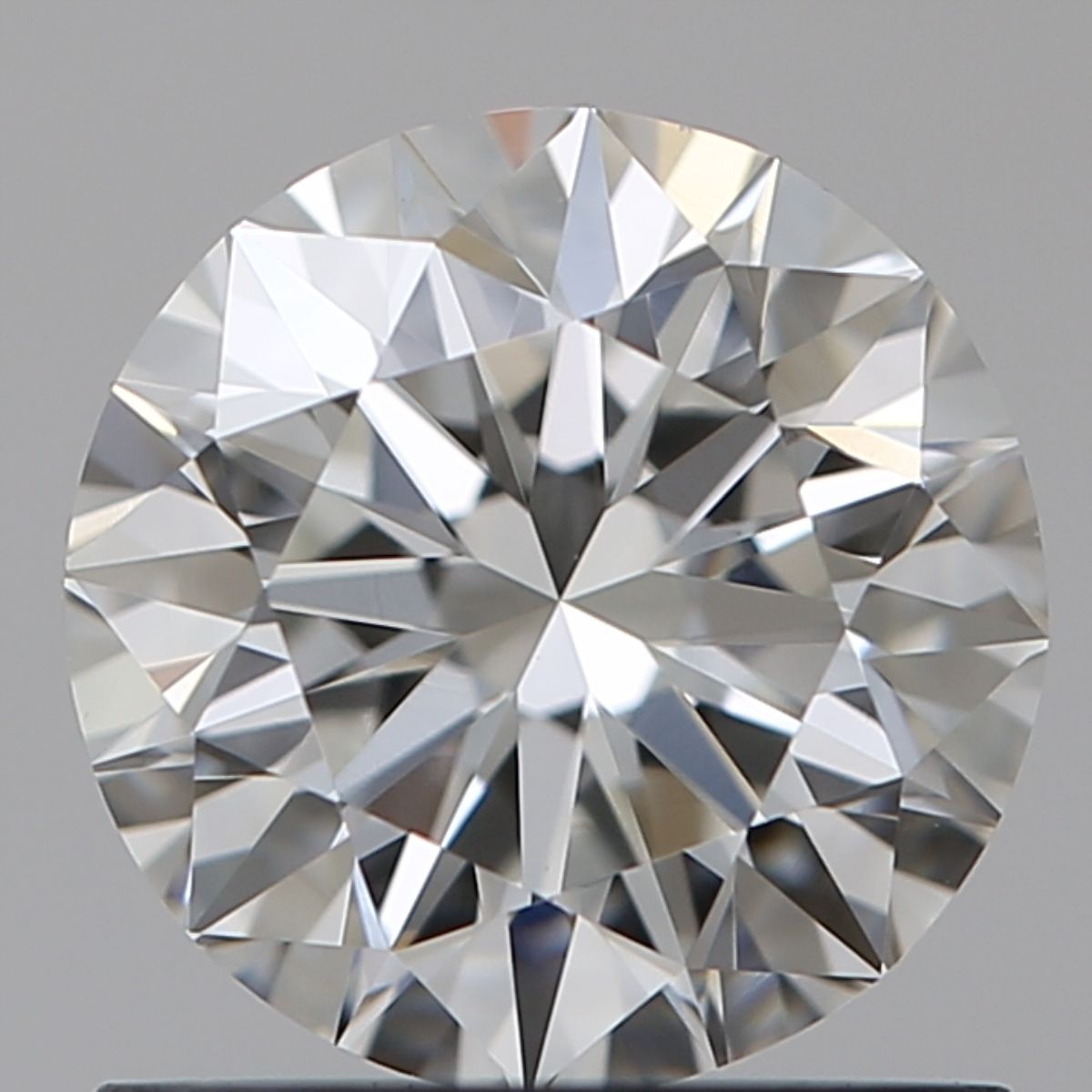 Certified Diamond IGI Carats 1.0 Color F Clarity VS1 EX EX EX Fluorescence NON Brown No Milky No EyeClean 100% Certified Diamond IGI Carats 1.0 Color F Clarity VS1 EX EX EX Fluorescence NON Brown No Milky No EyeClean 100%