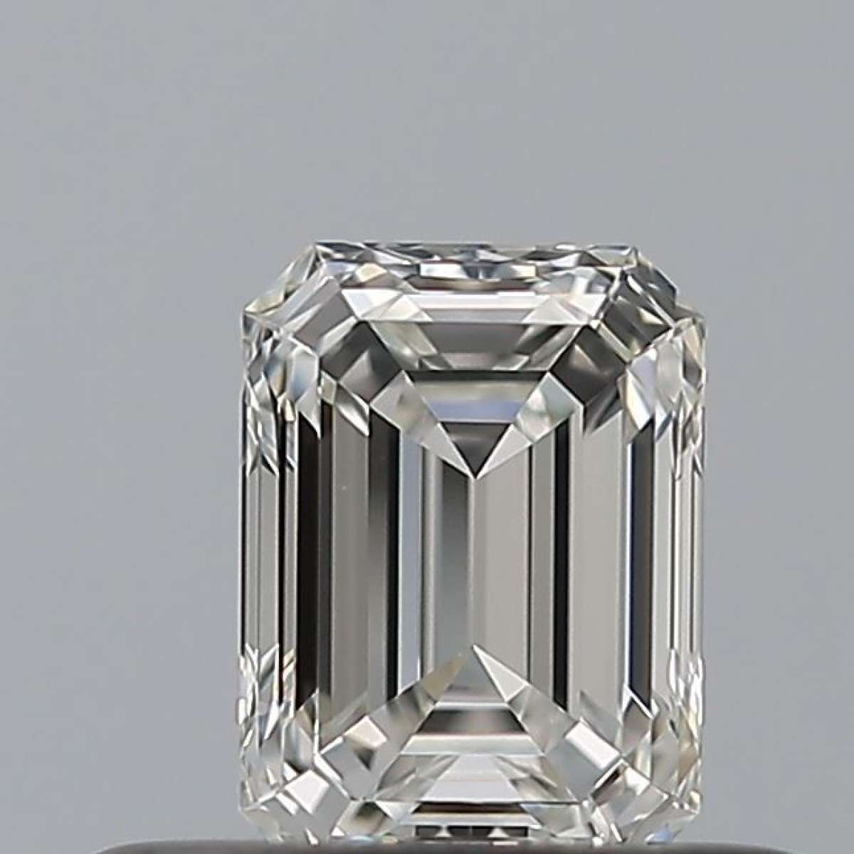 Certified Diamond GIA Carats 0.35 Color G Clarity VVS1 - EX EX Fluorescence NON Brown No Milky No EyeClean 100% Certified Diamond GIA Carats 0.35 Color G Clarity VVS1 - EX EX Fluorescence NON Brown No Milky No EyeClean 100%
