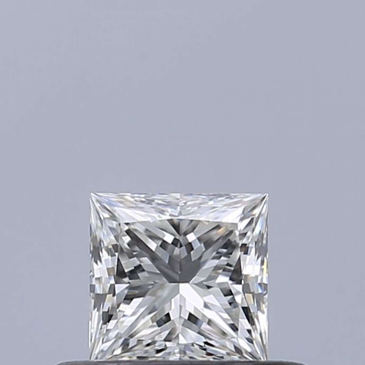Certified Diamond GIA Carats 0.32 Color F Clarity IF  -  EX  VG Fluorescence NON Brown No Milky No EyeClean 100%