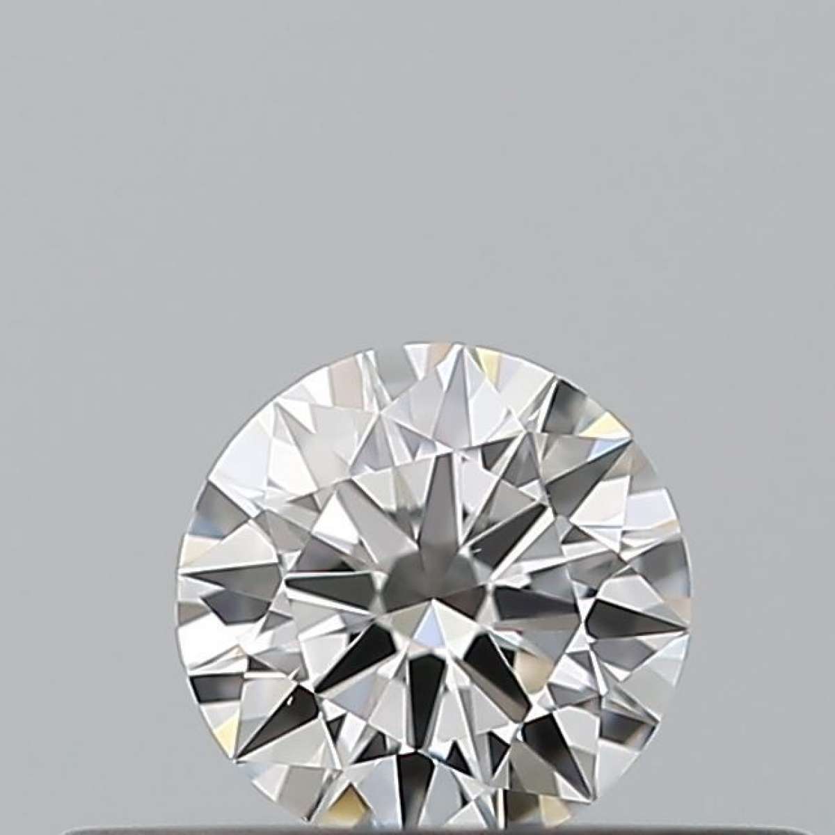 Diamante Certificato GIA Carati 0.18 Colore F Purezza VS1 EX EX EX Fluorescenza FNT Brown No Milky No EyeClean 100% Diamante Certificato GIA Carati 0.18 Colore F Purezza VS1 EX EX EX Fluorescenza FNT Brown No Milky No EyeClean 100%
