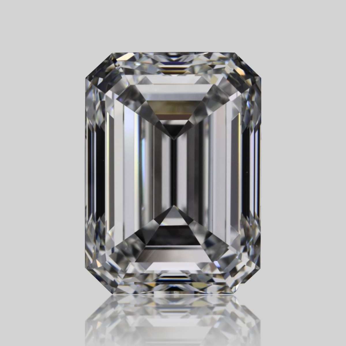 Diamante Certificato GIA Carati 1.51 Colore E Purezza VVS1  -  EX  EX Fluorescenza NON Brown No Green No Milky No EyeClean 100%