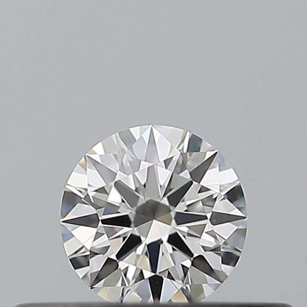 Diamante Certificato GIA Carati 0.18 Colore G Purezza VVS2  EX  EX  EX Fluorescenza NON Brown No Milky No EyeClean 100%