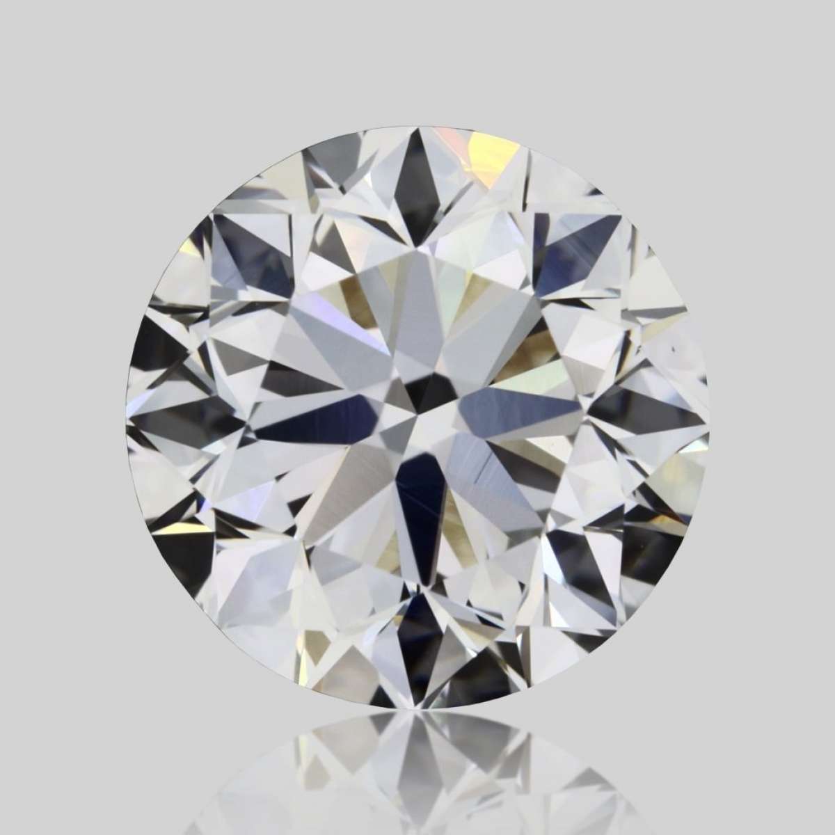 Certified Diamond GIA Carats 1.0 Color G Clarity VVS2 VG EX VG Fluorescence NON Brown No Green No Milky No EyeClean 100% Certified Diamond GIA Carats 1.0 Color G Clarity VVS2 VG EX VG Fluorescence NON Brown No Green No Milky No EyeClean 100%